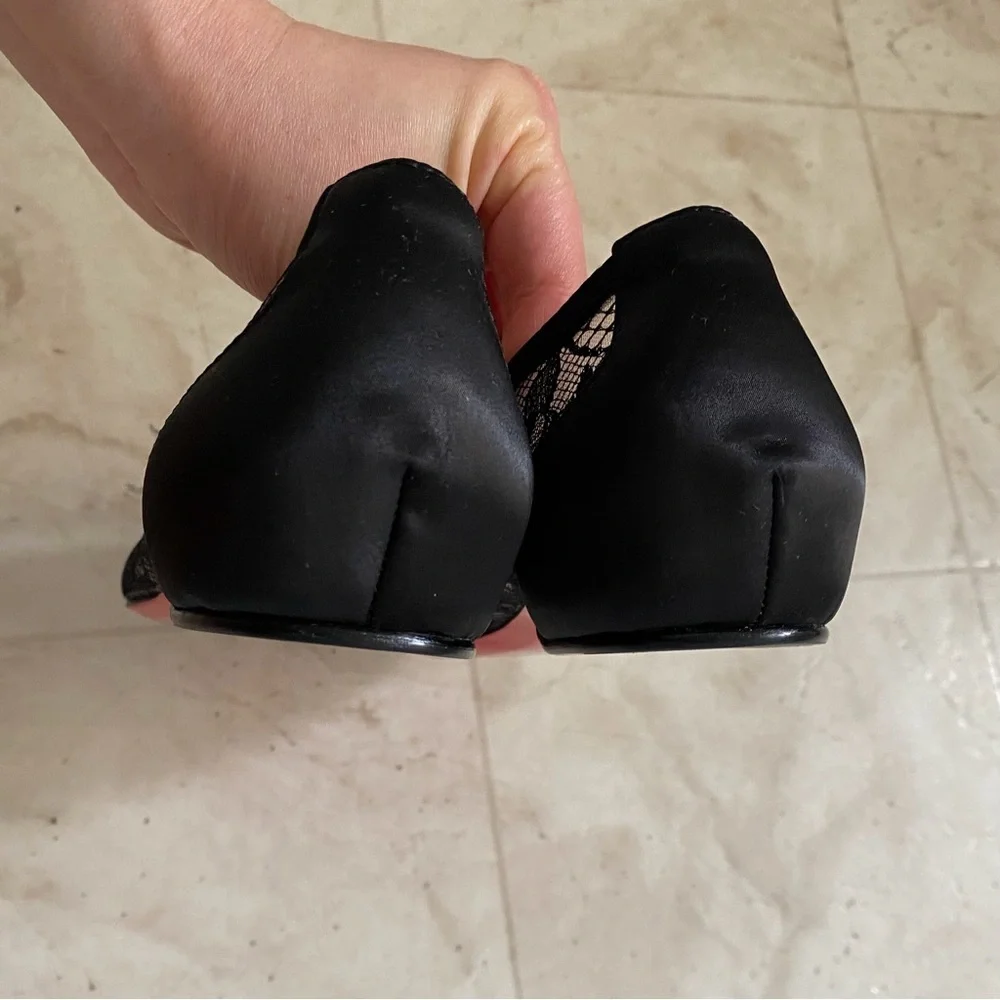 Christian Louboutin Delicatissima Black Satin Lace Pointed Toe Flats Size 8/38
